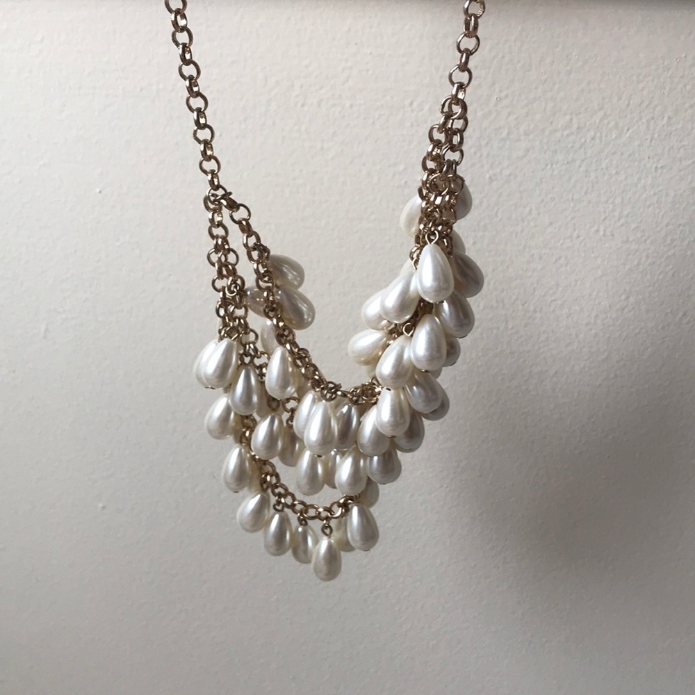 3-Layer Pearl Necklace